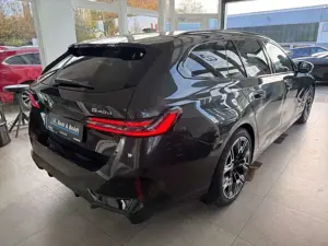 BMW 540 d Touring xDrive MSPORTPRO+PANO+AHK+DR-PRO+BW Bild 5