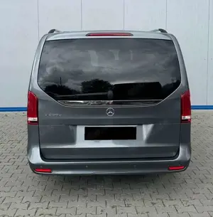 Mercedes-Benz V 250 d lang 9G-TRONIC Bild 5