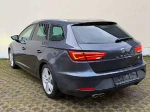 SEAT Leon ST FR | 1 Hand | Beats | Bild 2