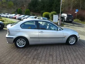BMW 316 ti*69200 km* Bild 4