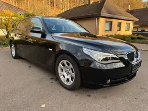BMW 520 520i E60/aus 1.Hand/Navi/PDC/el.Rollo/Shadow Line