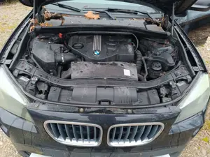 BMW X1 20 d xDrive "321300 km*Turbo raucht Bild 3