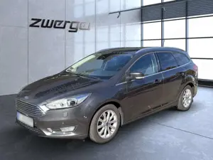 Ford Focus Turnier Titanium AHK Xenon Zahnriemen neuPDC Bild 2