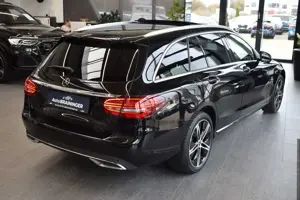 Mercedes-Benz C 300 C300 T Avantgarde 9G-tronic LED~Pano~HUD~RFKam Bild 2