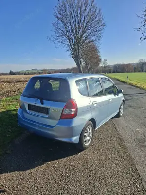 Honda Jazz 1.4 LS *frischer Ölwechsel/Batterie neu/TÜV 1/27* Bild 5