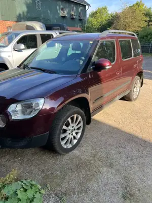 Skoda Yeti Yeti 1.2 TSIAmbition PLUS EDITION Bild 2