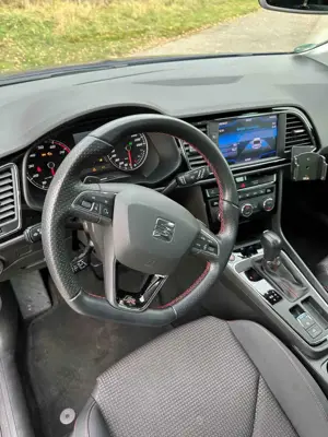 SEAT Leon Leon Sportstourer 1.5 eTSI ACT OPF DSG FR Bild 4