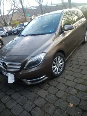 Mercedes-Benz B 200 B-Klasse BlueEFFICIENCY EDITION 1