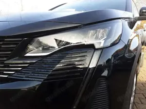 Peugeot 3008 1.2 PureTech 130 Active Pack KeyLess LED LM Bild 3