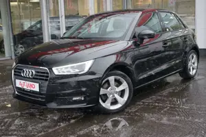 Audi A1 Sportback 1.4 TFSI Bi-Xenon Navi Sitzheizung Bild 2