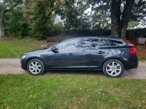 Volvo V60 D3 Geartronic Summum Bild 3