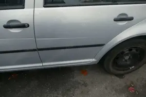 Volkswagen Bora Bora 1.6 Limousine Klimaautomatik HU/AU 07/2027 Bild 4