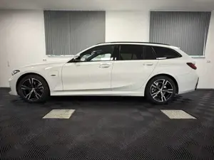 BMW 330 e Touring M-Sportpaket Heritage 1.Hand HK Bild 5