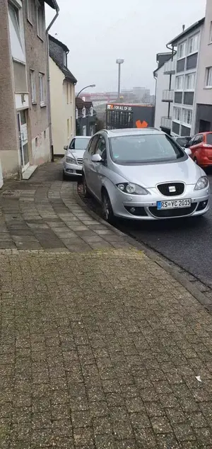 SEAT Altea XL 1.9 TDI DPF DSG Stylance Bild 3