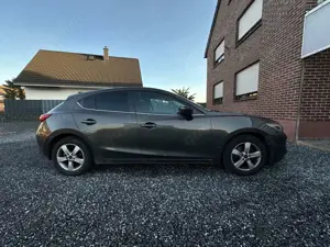 Mazda 3 3 SKYACTIV-G 120 Sports-Line