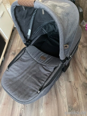 Kinderwagen  Bild 2