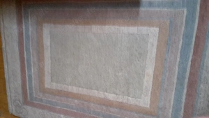 Großer und kleiner Teppich 