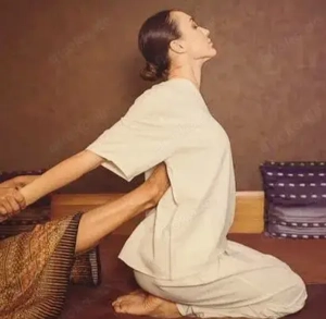 professionelle Thai-Massage