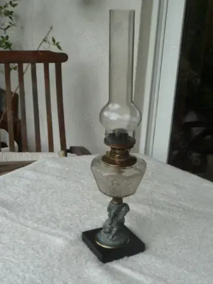 Antike Petroleumlampe Glas Putto E. Miller & Co USA um 1900 komplett mit Zylinder