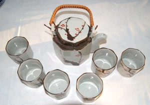 Teeservice - Kanne und 6 Becher aus Keramik