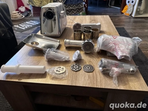 Elektrischer Fleischwolf