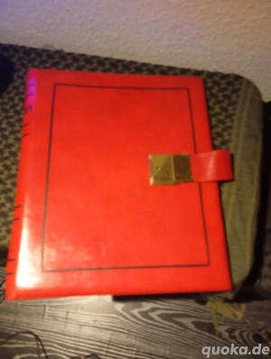 Urkunden Mappe mit Schlüssel und 5 Urkunden Hüllen - Farbe rot 