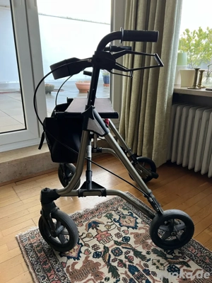 Leichgewichtsrollator