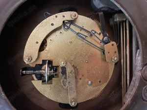 Hermle Wanduhr mechanisch Nierenform 1950  Bild 5