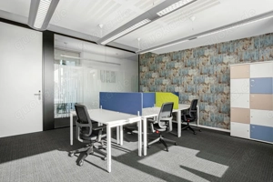 Meetings, Arbeit und Zusammenarbeit in unseren professionellen Business Center in Regus Centro