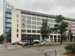 Meetings, Arbeit und Zusammenarbeit in unseren professionellen Business Center in Regus City Plaza Bild 5