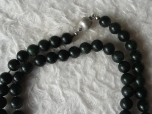Perlen Kette Perlencollier grüner Jade 835  Silberverschluss 84 cm
