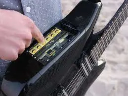 Musiker verkauft Gitarren, Verstärker und Zubehör