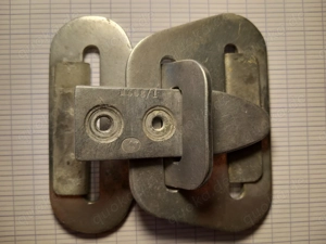 Flugzeug. Schloss eines Sitzgurtes aus der Zeit der 1935   1945 er Jahre.