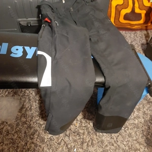   Ski-Ausrüstung komplett zu Verkaufen  