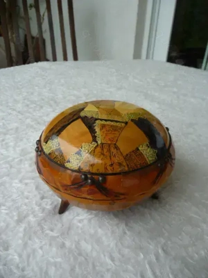 Stylische runde Dose Holzdose Deckeldose Holz gedrechselt handbemalt Frankreich