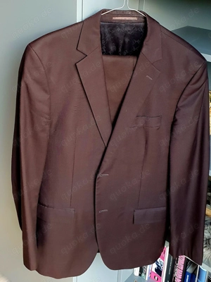 Herren Markenanzüge Größe 50 L.  Boss, Digel, S. Oliver etc.