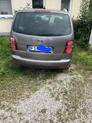 VW Touran 2,0 Tdi, DSG Highline Bild 4