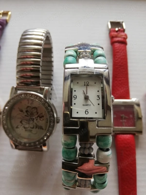Div. Modeschmuck-Uhren, teileise neu, zu verkaufen Bild 2