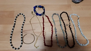 Heilsteinketten verschiedene und Modeschmuck