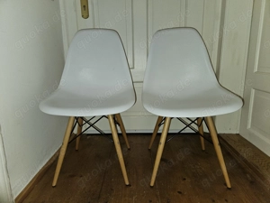 Klassiker! 2 schöne, stabile Design Stühle Holzgestell weiß TOP!