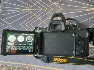 Nikon D5200 Spiegelreflexkamera mit zwei Objektiven