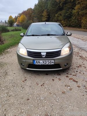 Dacia Sandero 2009 Bild 4