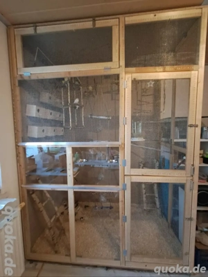 Super schöne XXL Vogelvoliere mit Zubehör (erst kürzlich gebaut)