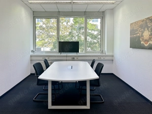 Meetings, Arbeit und Zusammenarbeit in unseren professionellen Business Center in HQ Offisto Bild 3