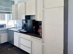 Meetings, Arbeit und Zusammenarbeit in unseren professionellen Business Center in HQ Offisto