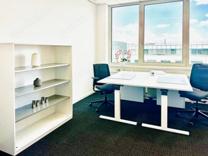 Meetings, Arbeit und Zusammenarbeit in unseren professionellen Business Center in HQ Offisto Bild 8