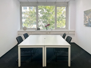 Meetings, Arbeit und Zusammenarbeit in unseren professionellen Business Center in HQ Offisto Bild 6