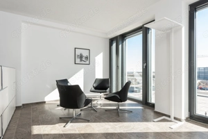 Arbeitsplätze und Support unterstützen Sie bei der Arbeit in Regus Brandenburg Airport