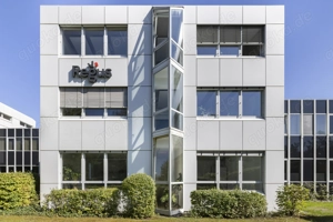 Arbeitsplätze, Services und Support unterstützen Sie bei der Arbeit in Regus Docks Ismaning  Bild 2