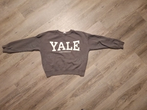 H&M Sweatshirt!